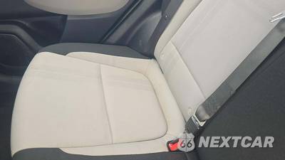 2025 Hyundai Venue SEL - zdjęcie 28 z 28 - miniatura