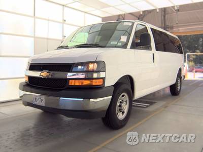 2025 Chevrolet Express 3500 Passenger Van LT 1LT 155.1" WB