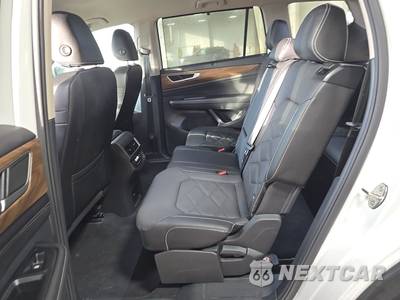 2025 Volkswagen Atlas 2.0T SE w/Technology - zdjęcie 13 z 34 - miniatura