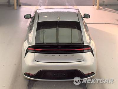 2025 Toyota Prius LE - zdjęcie 5 z 31 - miniatura