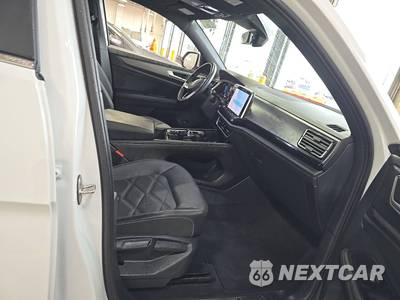 2025 Volkswagen Atlas Cross Sport 2.0T SE w/Technology - zdjęcie 8 z 32 - miniatura