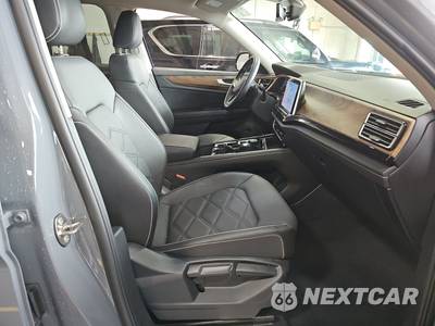 2025 Volkswagen Atlas 2.0T SE w/Technology - zdjęcie 8 z 30 - miniatura