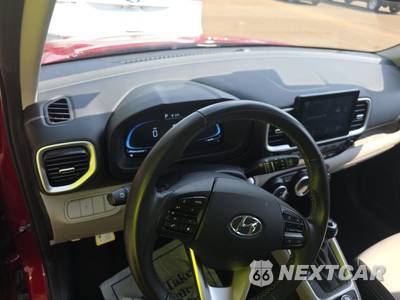 2025 Hyundai Venue SEL - zdjęcie 11 z 22 - miniatura