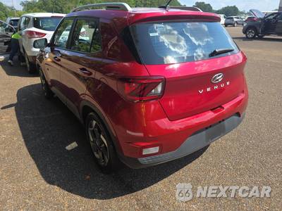 2025 Hyundai Venue SEL - zdjęcie 6 z 22 - miniatura
