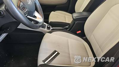 2025 Hyundai Venue SEL - zdjęcie 22 z 22 - miniatura