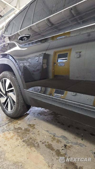 2025 Volkswagen Atlas 2.0T SE w/Technology - zdjęcie 23 z 36 - miniatura