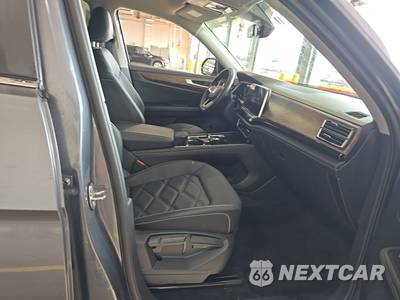 2025 Volkswagen Atlas 2.0T SE w/Technology - zdjęcie 8 z 26 - miniatura