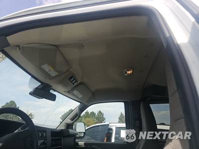 2025 Chevrolet Express 3500 Passenger Van LT 1LT 155.1" WB - zdjęcie 17 z 26 - miniatura
