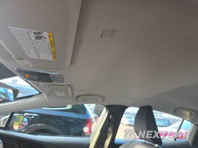 2025 Toyota Prius LE - zdjęcie 17 z 26 - miniatura
