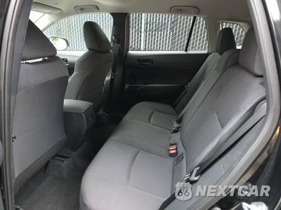 2026 Toyota Corolla Cross LE - zdjęcie 13 z 27 - miniatura