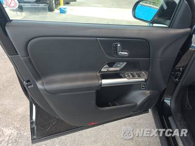2025 Mercedes-Benz GLA 250 - zdjęcie 9 z 22 - miniatura