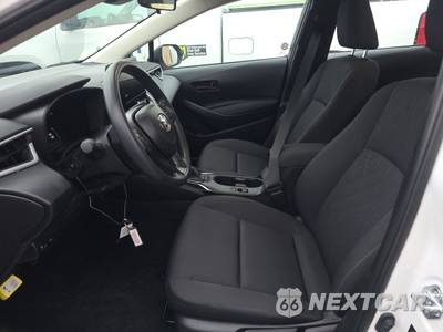 2026 Toyota Corolla LE Sedan - zdjęcie 7 z 26 - miniatura