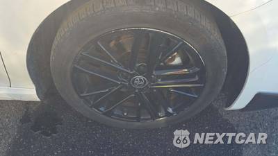 2025 Toyota Camry SE - zdjęcie 30 z 40 - miniatura