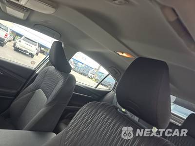 2026 Toyota Camry LE - zdjęcie 17 z 28 - miniatura