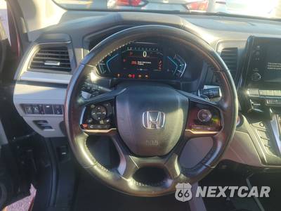 2018 Honda Odyssey Touring 118.1" WB - zdjęcie 10 z 21 - miniatura