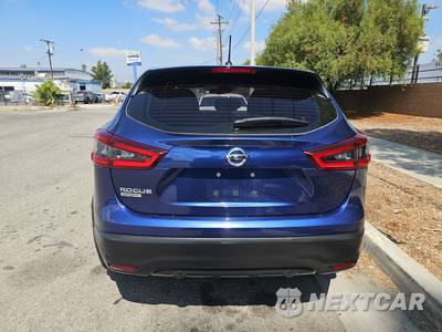 2022 Nissan Rogue Sport S - zdjęcie 5 z 22 - miniatura
