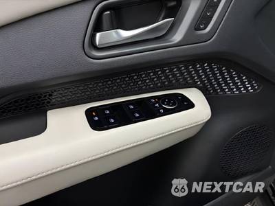 2024 Nissan Ariya ENGAGE e-4ORCE - zdjęcie 24 z 39 - miniatura