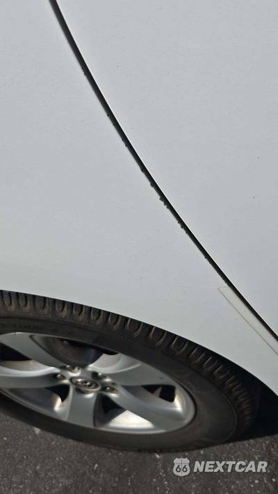 2014 Toyota Sienna L 7-Passenger 119.3" WB - zdjęcie 28 z 36 - miniatura