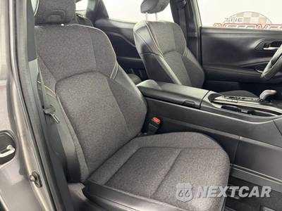 2023 Toyota Crown XLE - zdjęcie 32 z 44 - miniatura