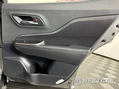 2023 Toyota Crown XLE - zdjęcie 40 z 44 - miniatura