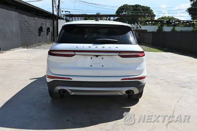 2023 Lincoln Corsair Standard - zdjęcie 4 z 18 - miniatura