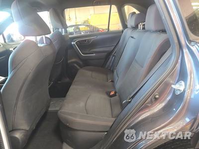 2021 Toyota RAV4 Prime SE - zdjęcie 13 z 39 - miniatura