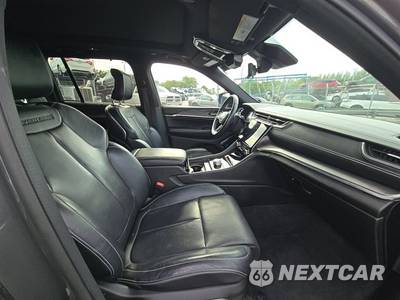 2022 Jeep Grand Cherokee Overland - zdjęcie 8 z 21 - miniatura