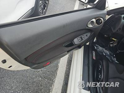 2012 Nissan 370Z NISMO Coupe - zdjęcie 9 z 20 - miniatura