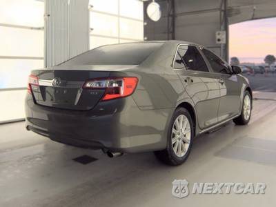 2012 Toyota Camry XLE - zdjęcie 5 z 66 - miniatura
