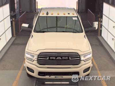 2019 Ram 3500 Laramie Crew Cab Long Bed DRW - zdjęcie 2 z 51 - miniatura