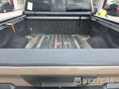 2022 Nissan TITAN PRO-4X Crew Cab Short Bed - zdjęcie 15 z 32 - miniatura