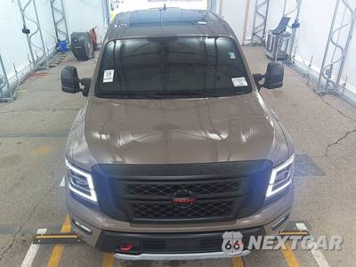 2022 Nissan TITAN PRO-4X Crew Cab Short Bed - zdjęcie 2 z 32 - miniatura
