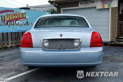 2007 Lincoln Town Car Signature Limited - zdjęcie 25 z 50 - miniatura