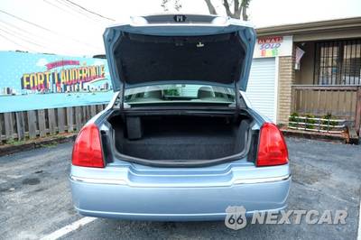 2007 Lincoln Town Car Signature Limited - zdjęcie 47 z 50 - miniatura