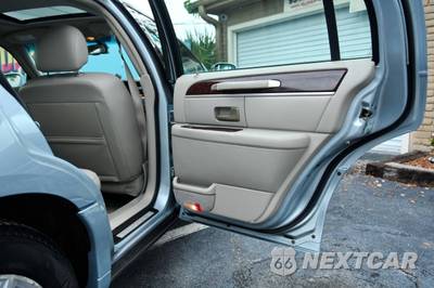 2007 Lincoln Town Car Signature Limited - zdjęcie 44 z 50 - miniatura
