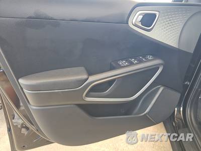 2025 Kia Soul LX - zdjęcie 9 z 18 - miniatura