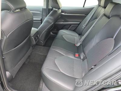 2021 Toyota Camry XLE - zdjęcie 13 z 24 - miniatura