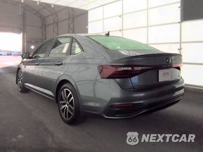 2025 Volkswagen Jetta SE - zdjęcie 6 z 18 - miniatura