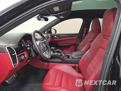 2023 Porsche Cayenne GTS Coupe - zdjęcie 7 z 26 - miniatura