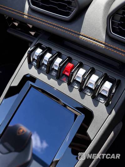 2021 Lamborghini Huracan EVO RWD Convertible - zdjęcie 28 z 30 - miniatura