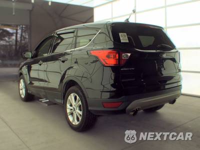 2019 Ford Escape SE - zdjęcie 6 z 33 - miniatura