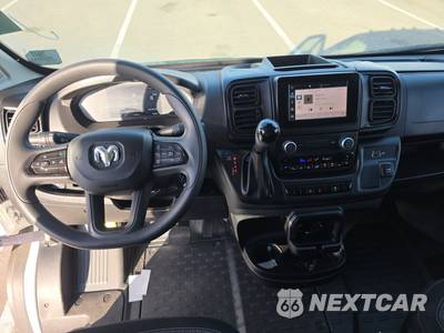 2025 Ram ProMaster 2500 Cargo Van Tradesman w/Passenger Seat Low Roof 136.0" WB - zdjęcie 11 z 24 - miniatura
