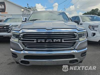 2021 Ram 1500 Laramie Crew Cab Short Bed - zdjęcie 2 z 29 - miniatura