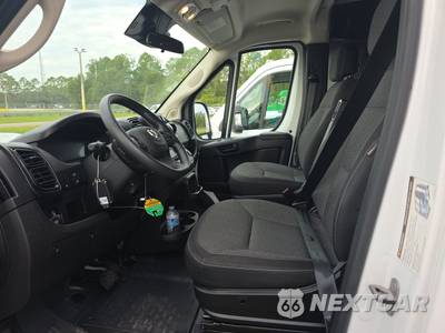 2025 Ram ProMaster 2500 Cargo Van Tradesman w/Passenger Seat Low Roof 136.0" WB - zdjęcie 7 z 26 - miniatura