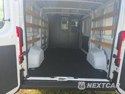 2025 Ram ProMaster 2500 Cargo Van Tradesman w/Passenger Seat Low Roof 136.0" WB - zdjęcie 17 z 27 - miniatura