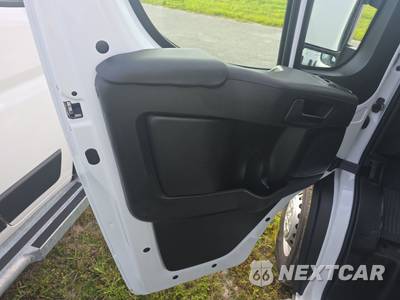 2025 Ram ProMaster 2500 Cargo Van Tradesman w/Passenger Seat Low Roof 136.0" WB - zdjęcie 9 z 31 - miniatura