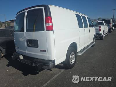 2025 GMC Savana 2500 Cargo Van 1WT 135.0" WB - zdjęcie 4 z 34 - miniatura