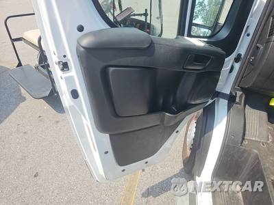 2025 Ram ProMaster 2500 Cargo Van Tradesman w/Passenger Seat Low Roof 136.0" WB - zdjęcie 9 z 22 - miniatura