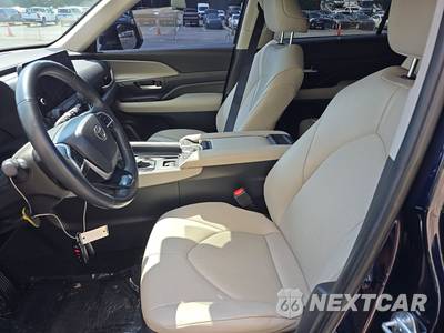 2024 Toyota Grand Highlander XLE - zdjęcie 7 z 25 - miniatura