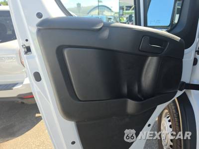 2025 Ram ProMaster 2500 Cargo Van Tradesman w/Passenger Seat Low Roof 136.0" WB - zdjęcie 9 z 26 - miniatura